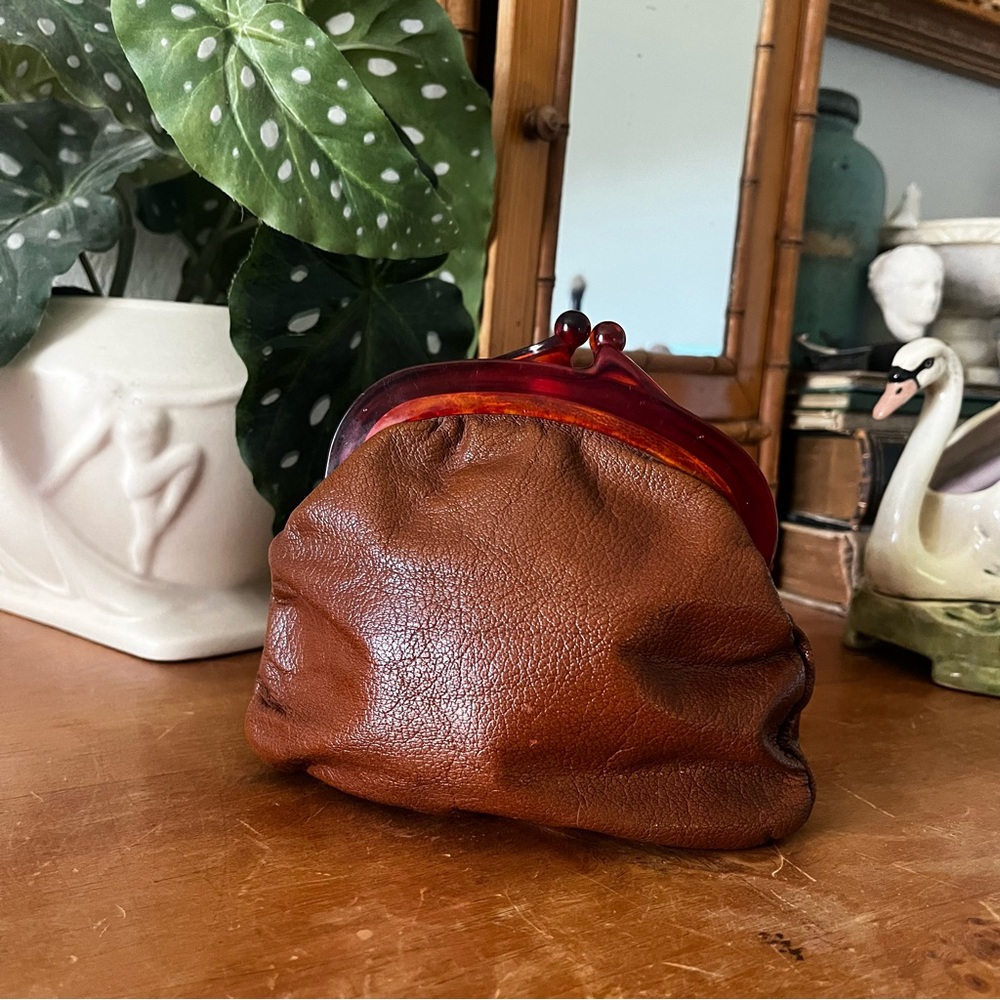 Vintage French Tortoise Shell Lucite Kiss/LockBrown Leather Coin Purse Clutch